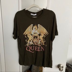 Daydreamer Queen Tee